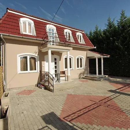 Apartment Csigakert Apartman