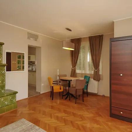 Csigakert Apartman * Gyula